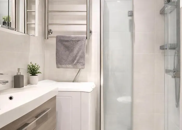 2br Lux Modern Near Sea, Sibelius And Stadium